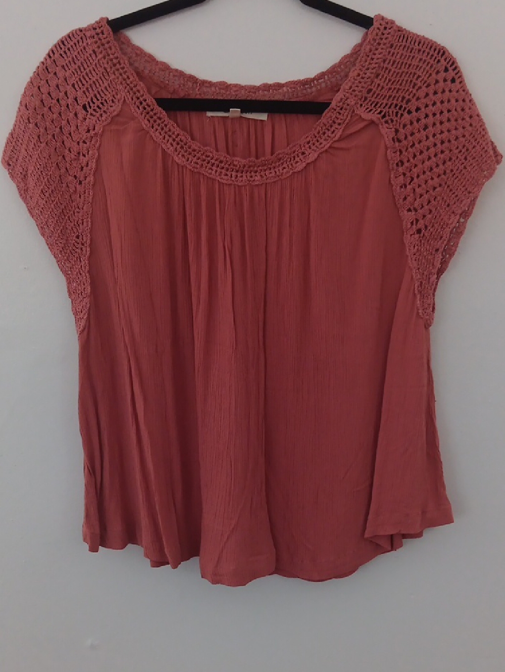 Rip Curl Crochet Sleeve Peasant Top #3573